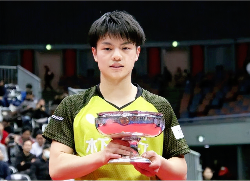 开云官网-关于德甲关键时刻走向成谜，武汉三镇强势反弹，压力陡增，球探报告显示潜力的信息