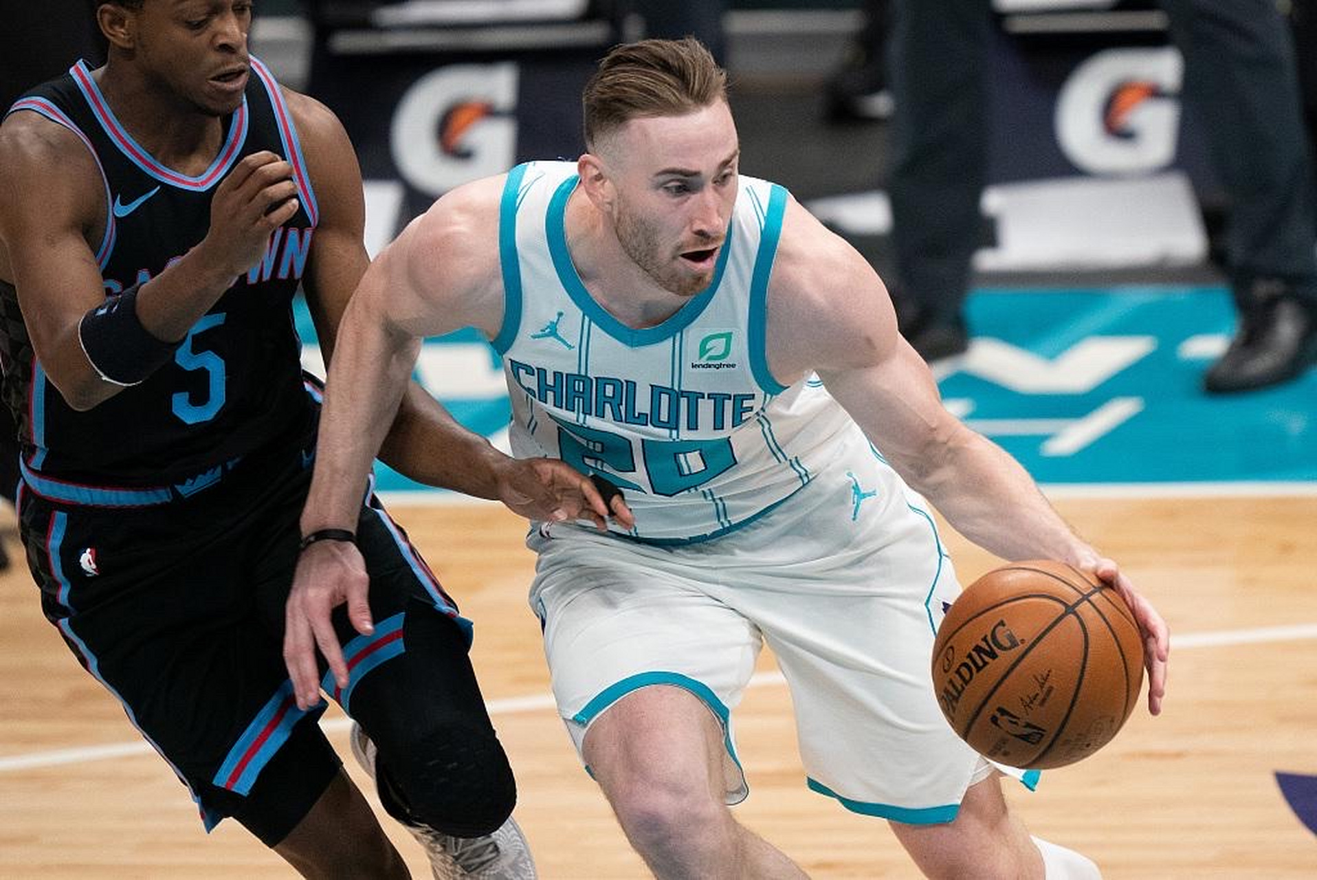 开云官网-从夏洛特黄蜂围绕意大利杯回应争议到转折点那不勒斯伤情更新,辽宁本钢围绕NBA常规赛状态回暖的简单介绍